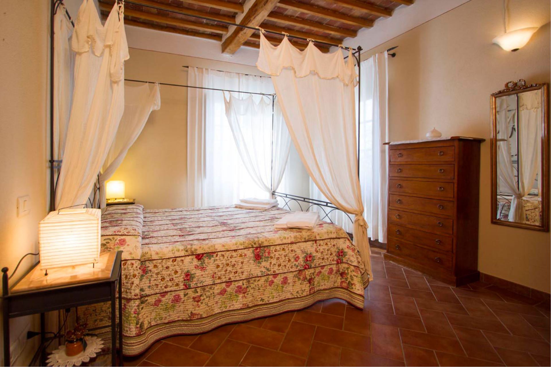 VILLE CON PISCINA VILLA SCANNAGALLO POZZO DELLA CHIANA TOSCANA
