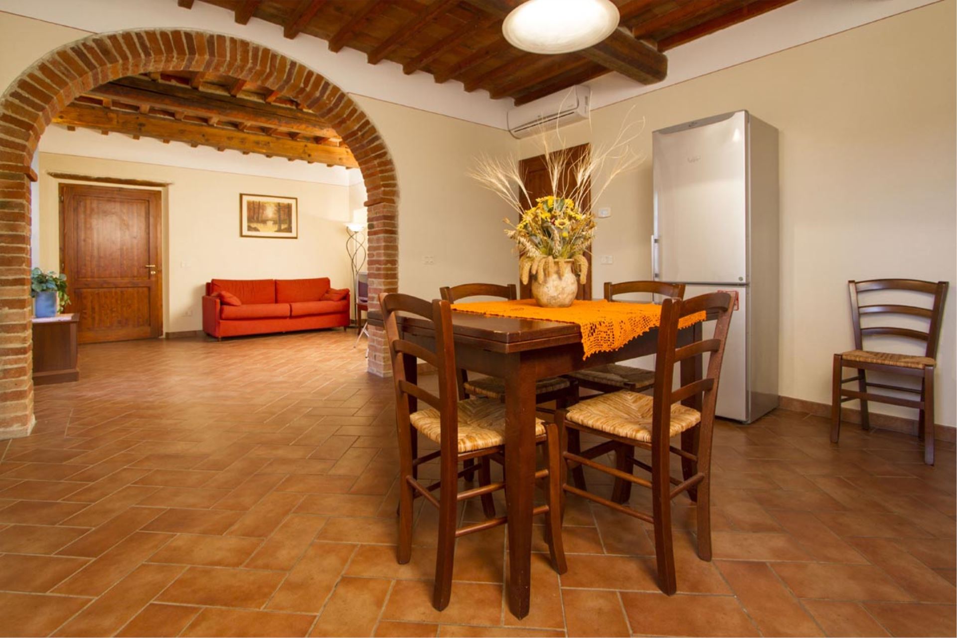 VILLE CON PISCINA VILLA SCANNAGALLO POZZO DELLA CHIANA TOSCANA