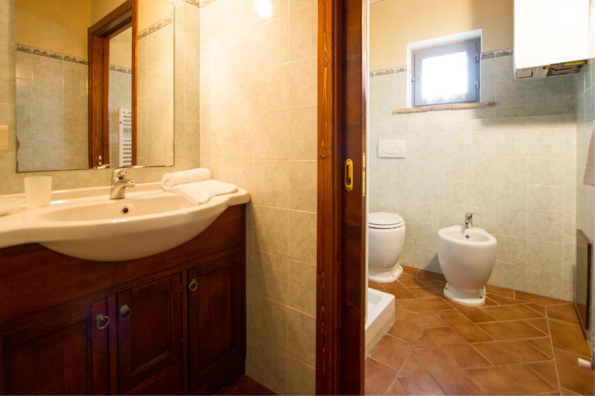 VILLE CON PISCINA VILLA SCANNAGALLO POZZO DELLA CHIANA TOSCANA