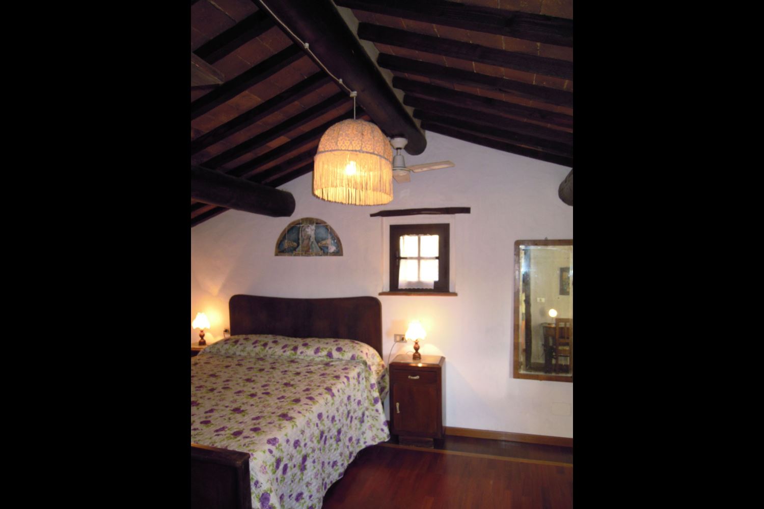 APPARTAMENTI CON PISCINA LA GABOLA CORTONA TOSCANA