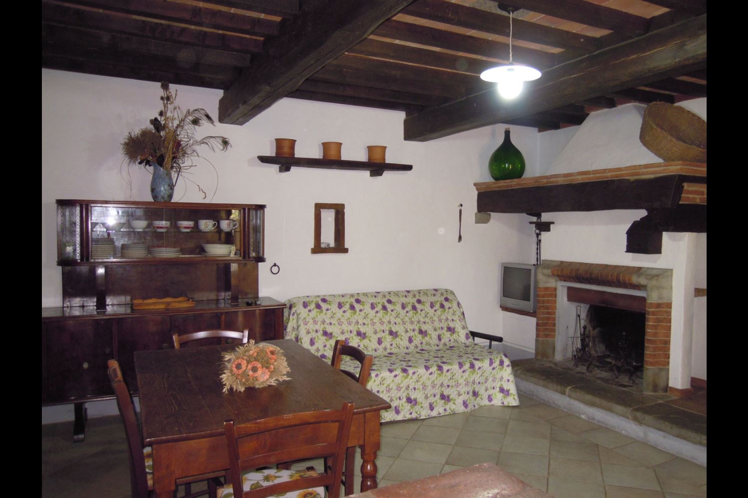 APPARTAMENTI CON PISCINA LA GABOLA CORTONA TOSCANA