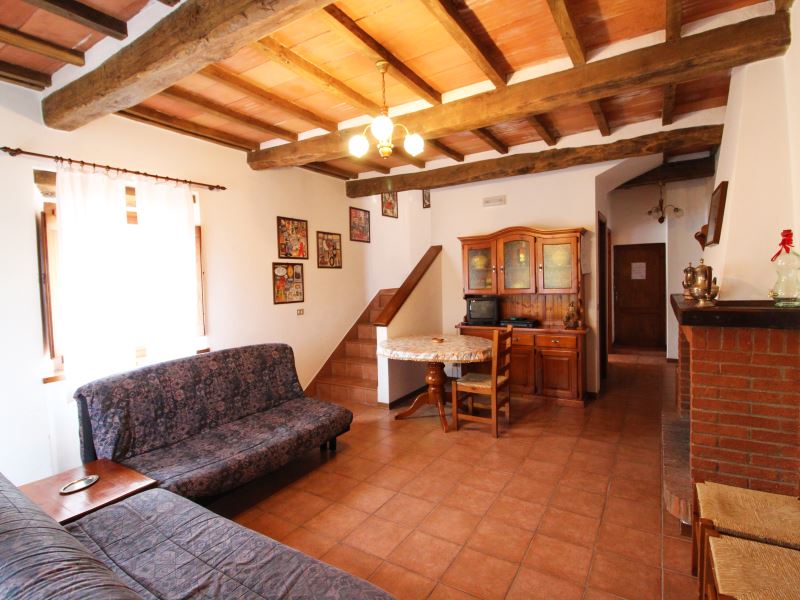 VILLEN MIT POOL CASALE AIOLA CORTONA TOSCANA
