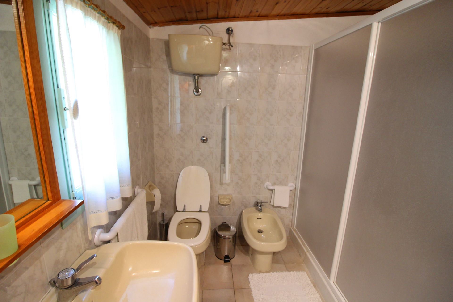 VILLEN MIT POOL PAGLIAZZONE BUCINE TOSCANA