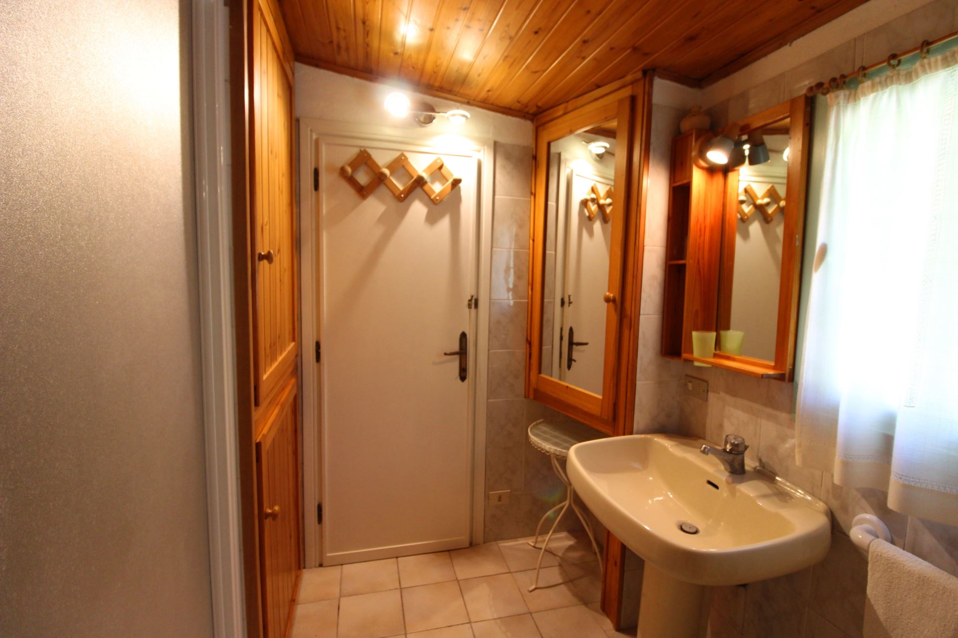 VILLEN MIT POOL PAGLIAZZONE BUCINE TOSCANA
