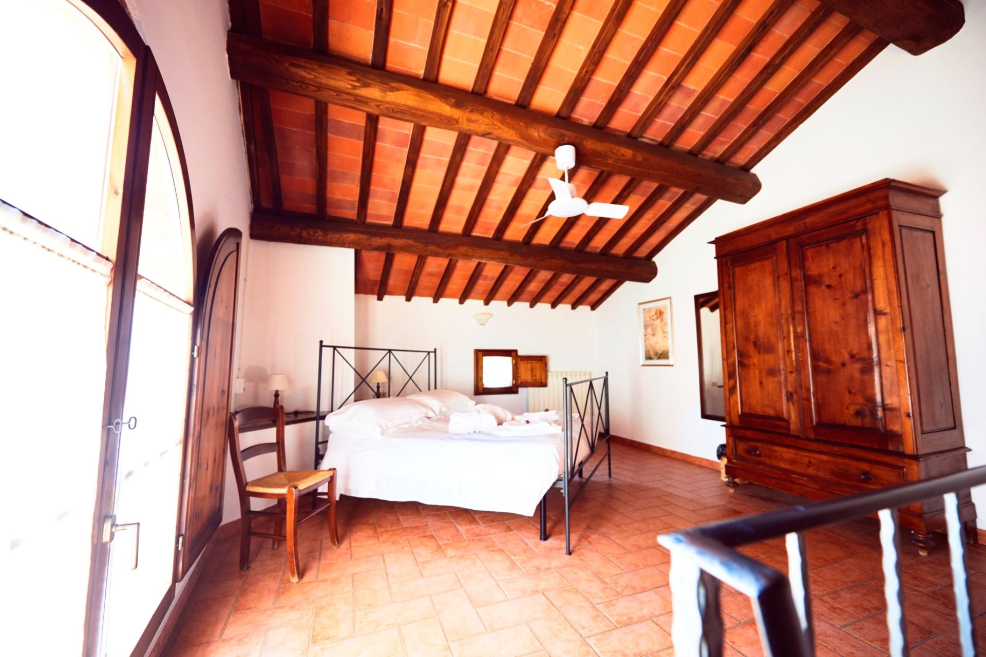 APARTMENTS WITH POOL LA FILANDA LORO CIUFFENNA TOSCANA