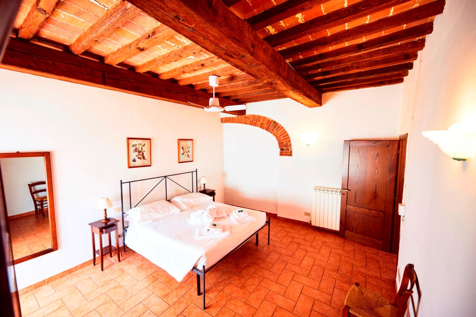 APARTMENTS WITH POOL LA FILANDA LORO CIUFFENNA TOSCANA