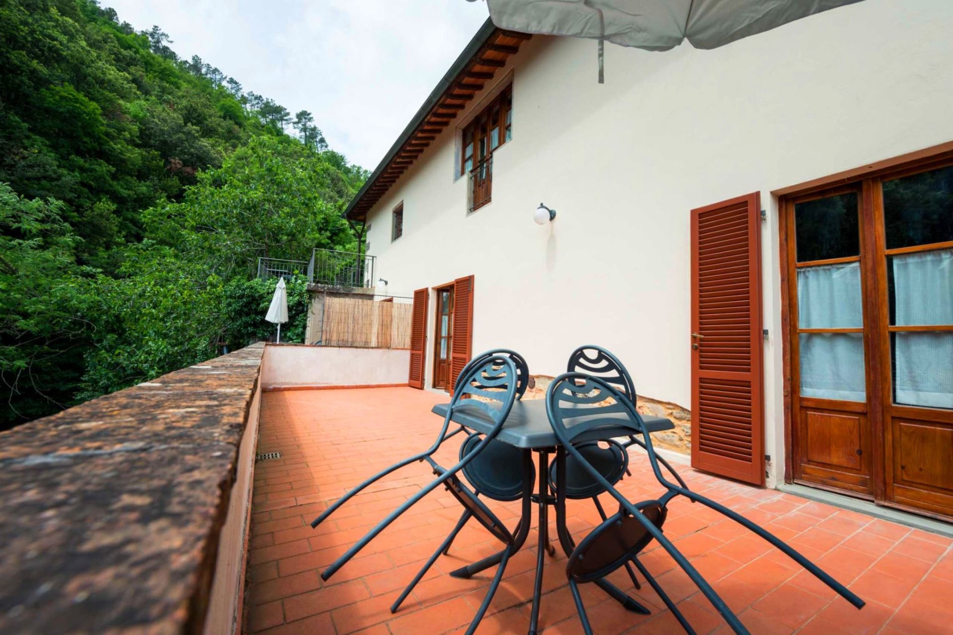 APARTMENTS WITH POOL LA FILANDA LORO CIUFFENNA TOSCANA