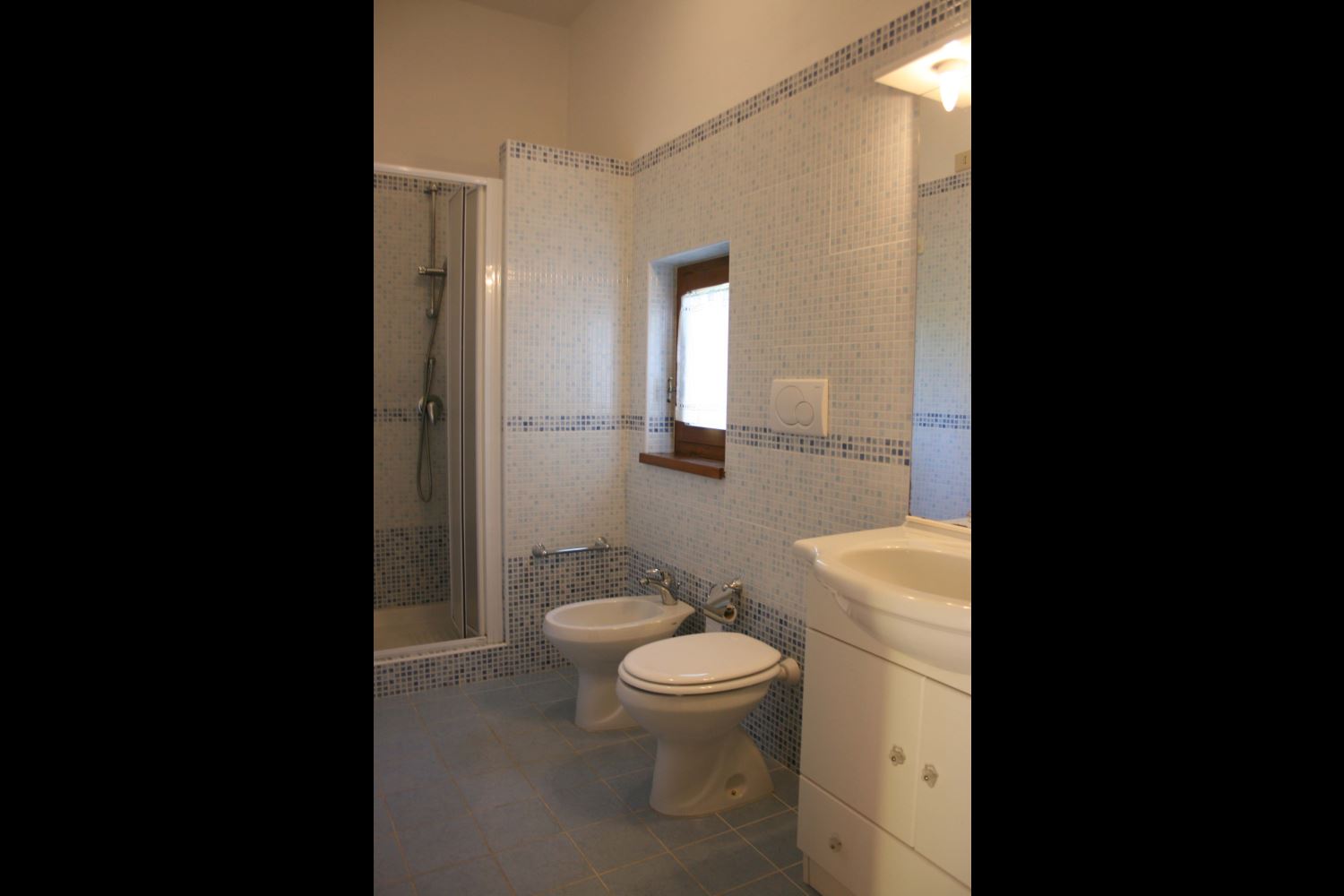 VILLAS WITH POOL LA MAESTA MONTE SAN SAVINO TOSCANA