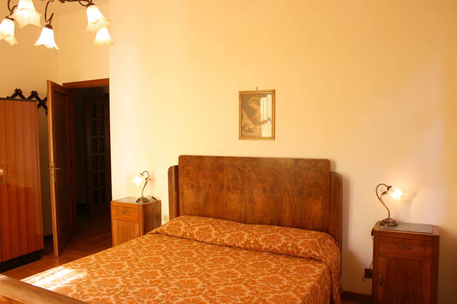 VILLAS WITH POOL LA MAESTA MONTE SAN SAVINO TOSCANA