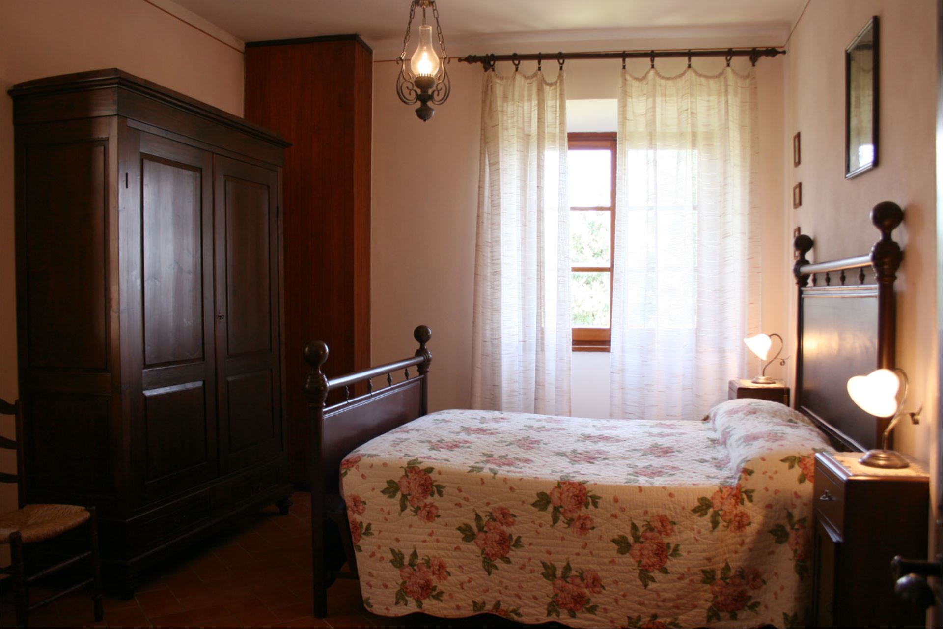 VILLEN MIT POOL PALAZZOLO 6 MONTE SAN SAVINO TOSCANA