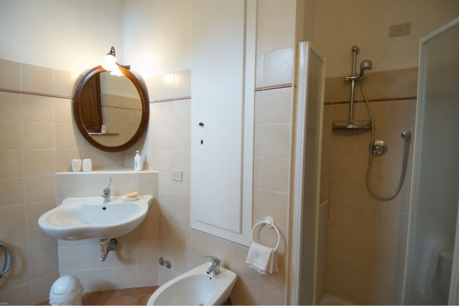 APPARTEMENTS AVEC PISCINE CASSIOPEA CASTIGLIONE DEL LAGO UMBRIA