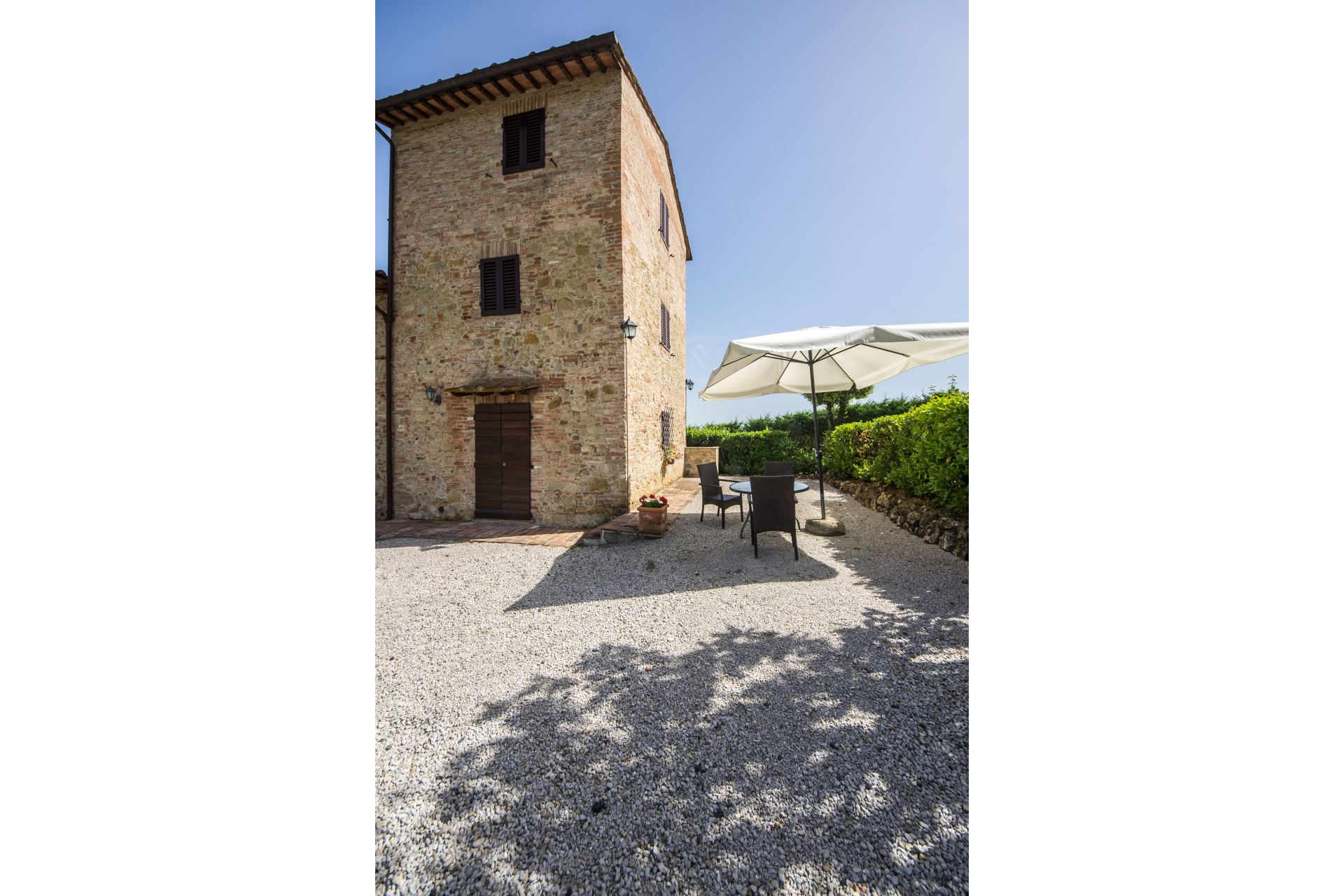 APARTMENTS WITH POOL BOCCACCIO GAMBASSI TERME TOSCANA