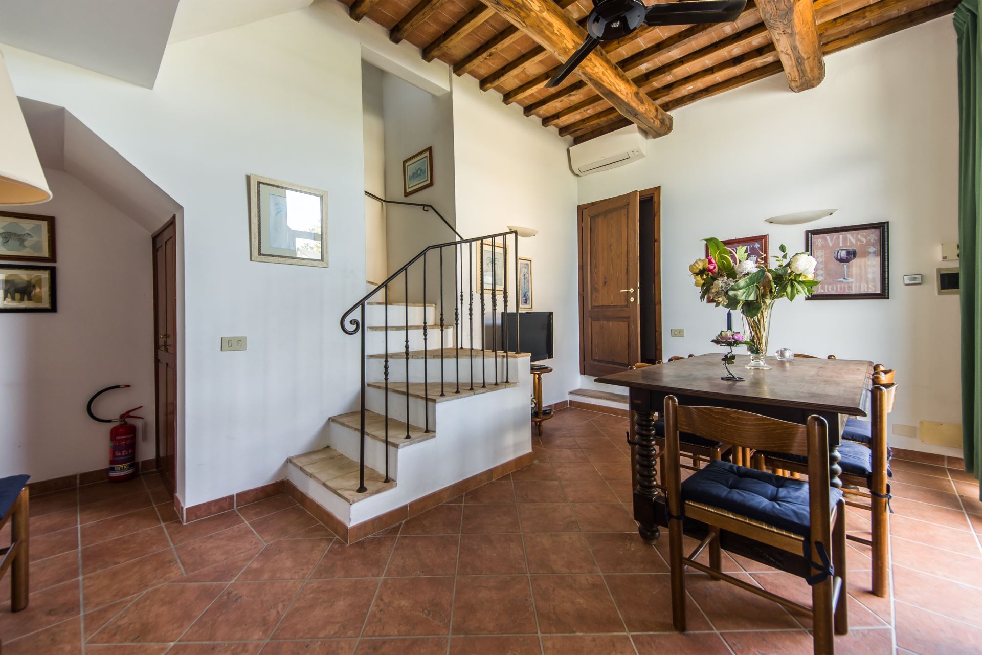 APPARTEMENTS AVEC PISCINE PANFILO GAMBASSI TERME TOSCANA