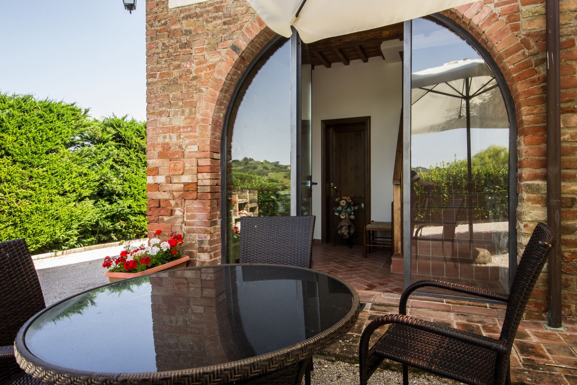 WOHNUNGEN MIT POOL FILOSTRATO GAMBASSI TERME TOSCANA