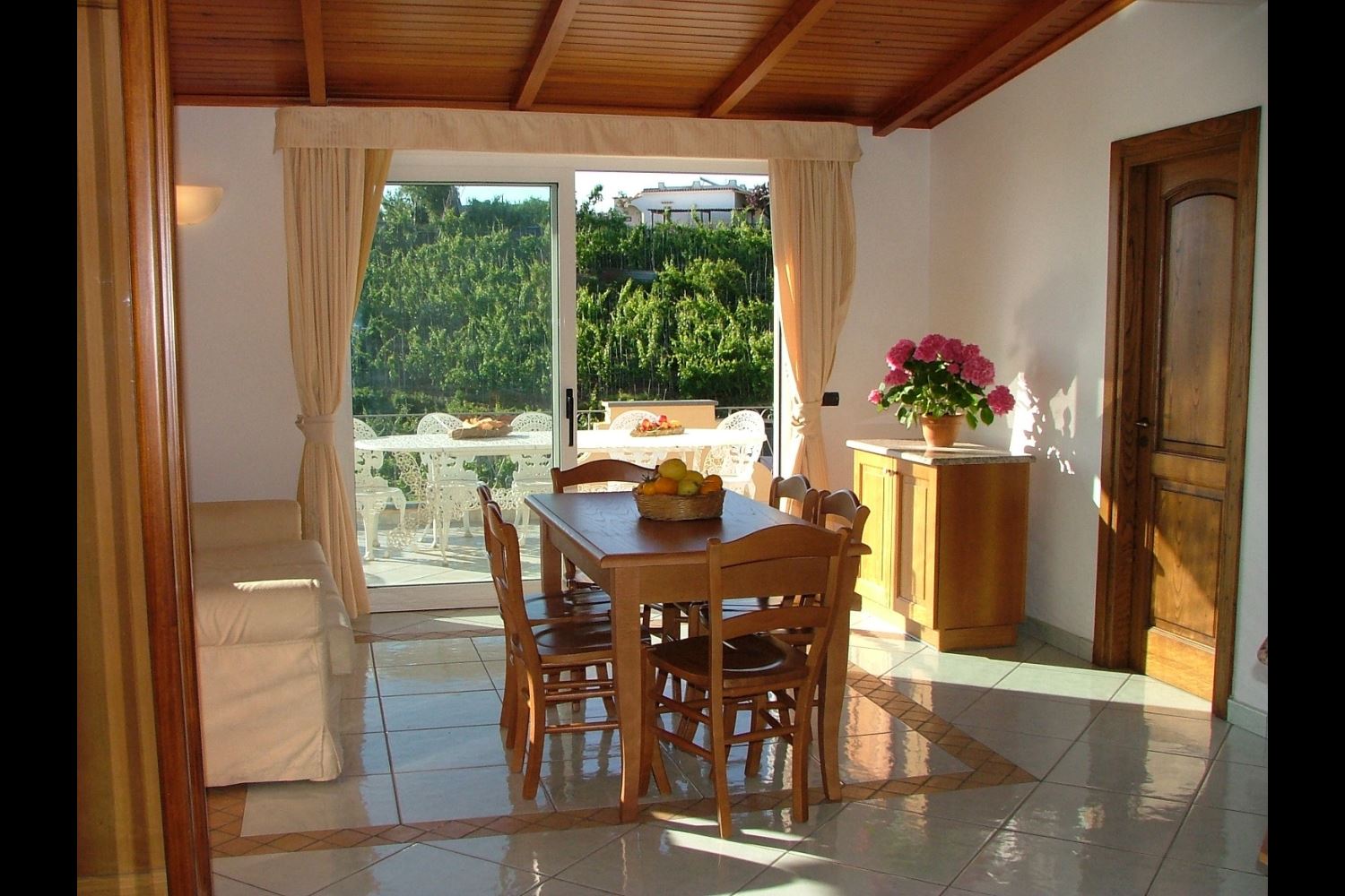 WOHNUNGEN MIT POOL EPOMEO BARANO D'ISCHIA CAMPANIA