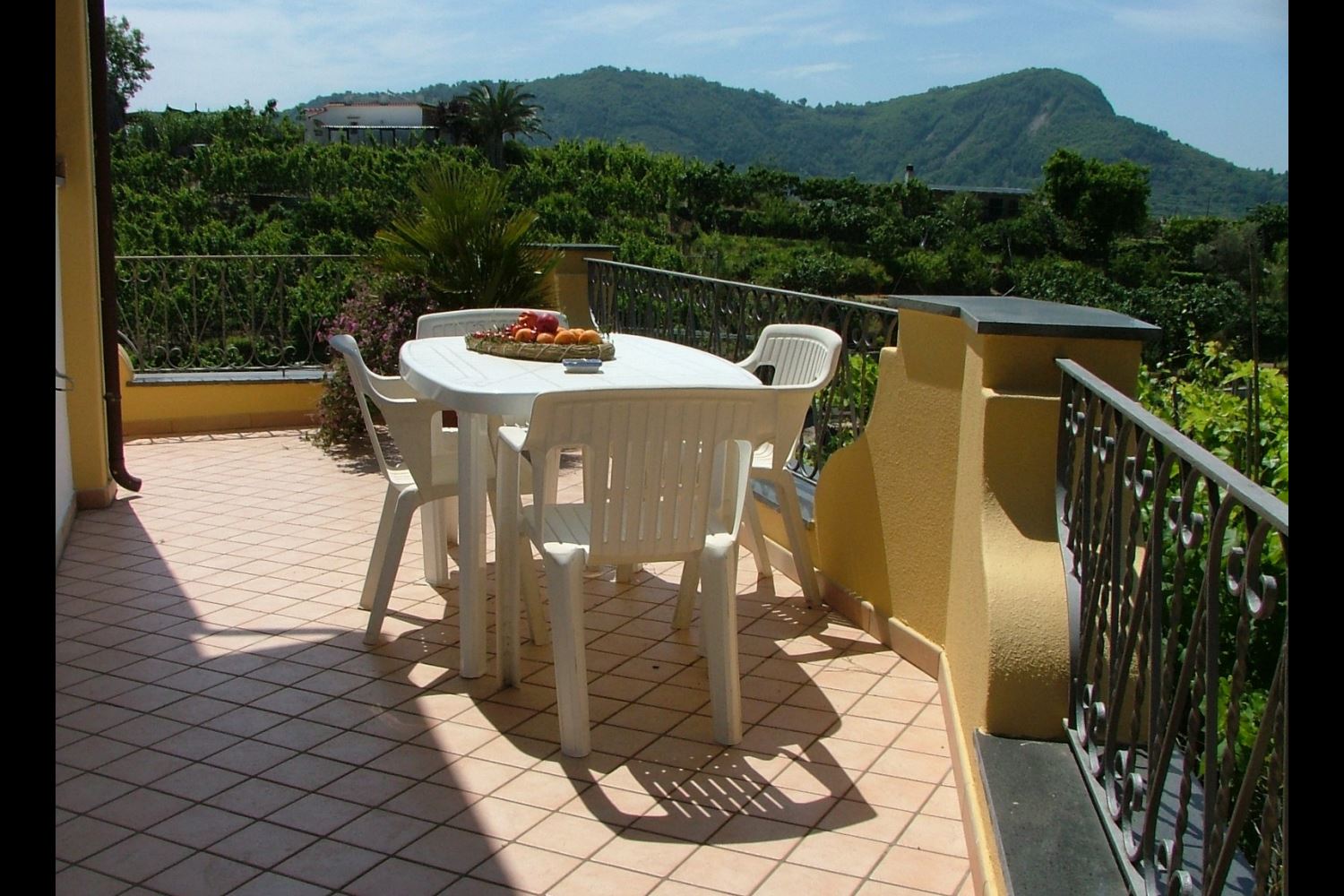 APARTMENTS WITH POOL MARONTI BARANO D'ISCHIA CAMPANIA