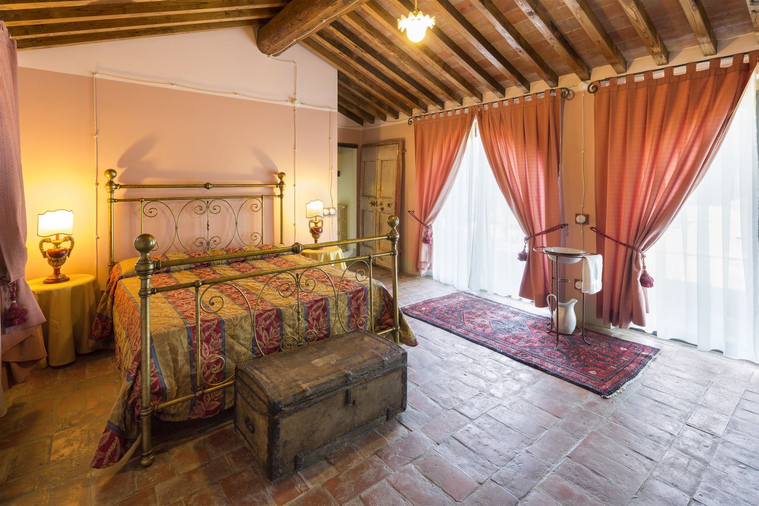 VILLE CON PISCINA VILLA LA SELVA LUCIGNANO TOSCANA