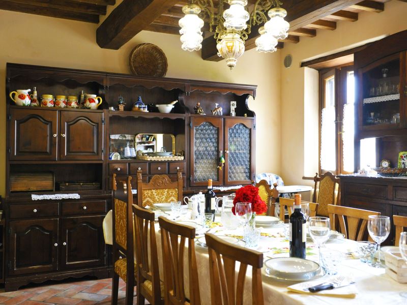 VILLEN MIT POOL CASETTA I CILIEGI CORTONA TOSCANA