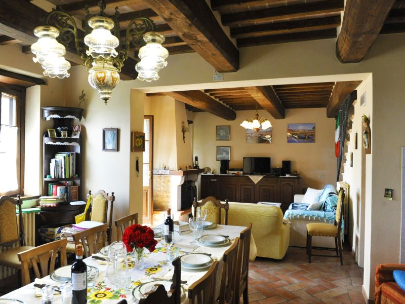VILLEN MIT POOL CASETTA I CILIEGI CORTONA TOSCANA