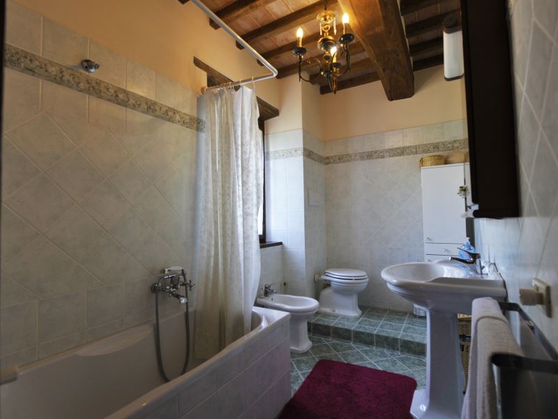 VILLEN MIT POOL CASETTA I CILIEGI CORTONA TOSCANA