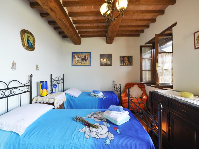 VILLEN MIT POOL CASETTA I CILIEGI CORTONA TOSCANA