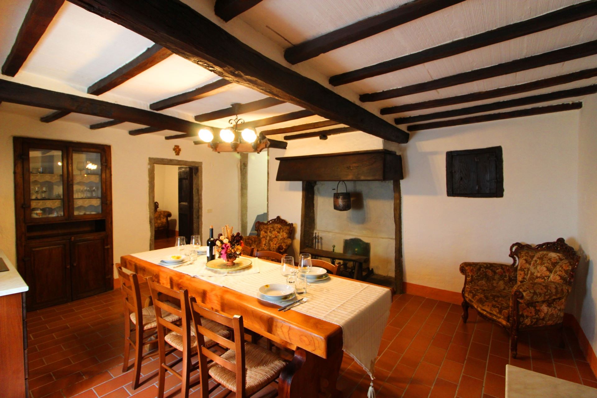 APPARTAMENTI CON PISCINA LA CASA NEL BORGO CORTONA TOSCANA