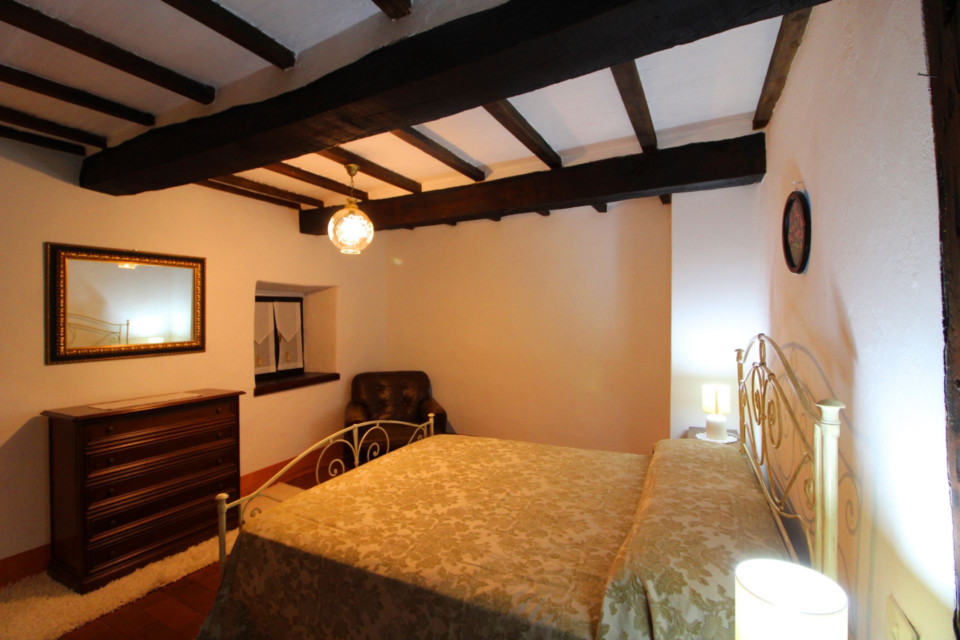 APPARTAMENTI CON PISCINA LA CASA NEL BORGO CORTONA TOSCANA
