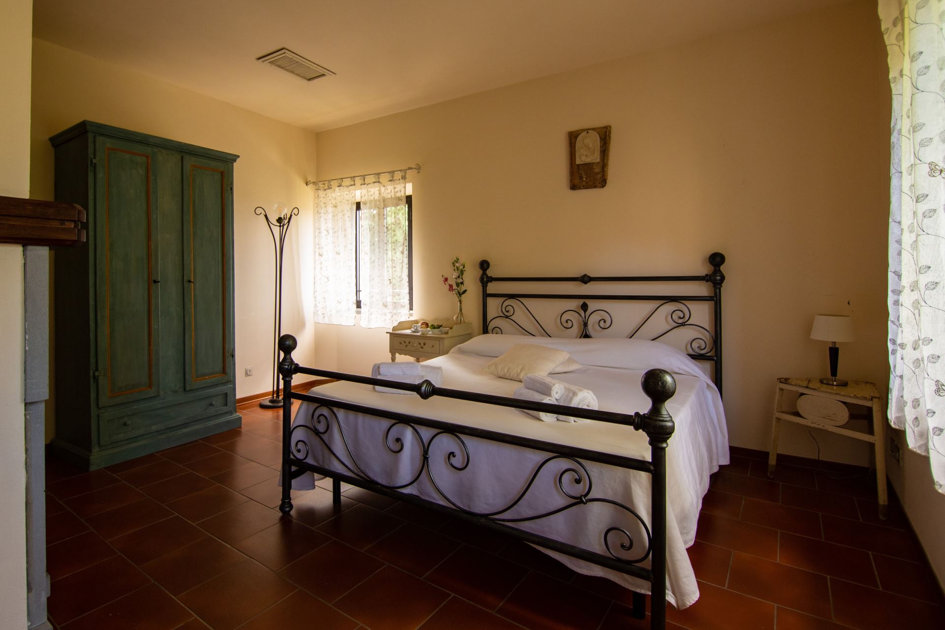 VILLEN MIT POOL CASALE IL TRECENTO CASTIGLION FIORENTINO TOSCANA