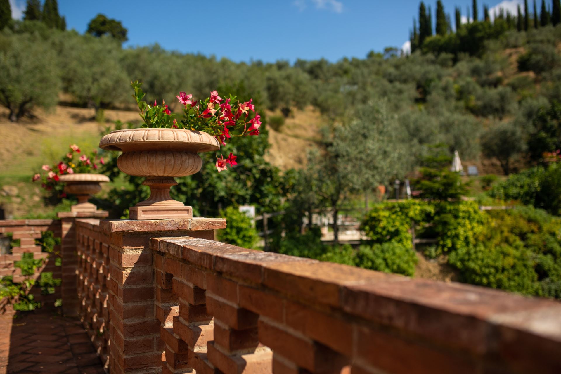VILLEN MIT POOL CASALE IL TRECENTO CASTIGLION FIORENTINO TOSCANA