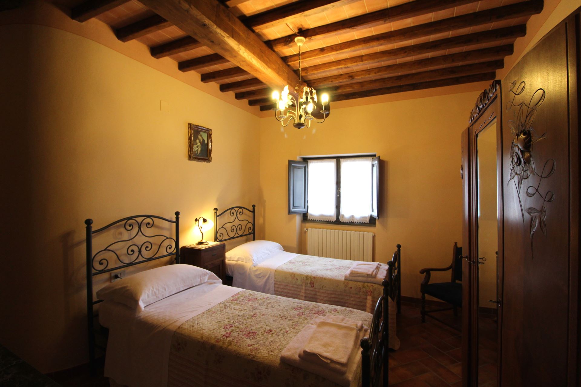 VILLAS AVEC PISCINE CA DI VESTRO 6 LORO CIUFFENNA TOSCANA