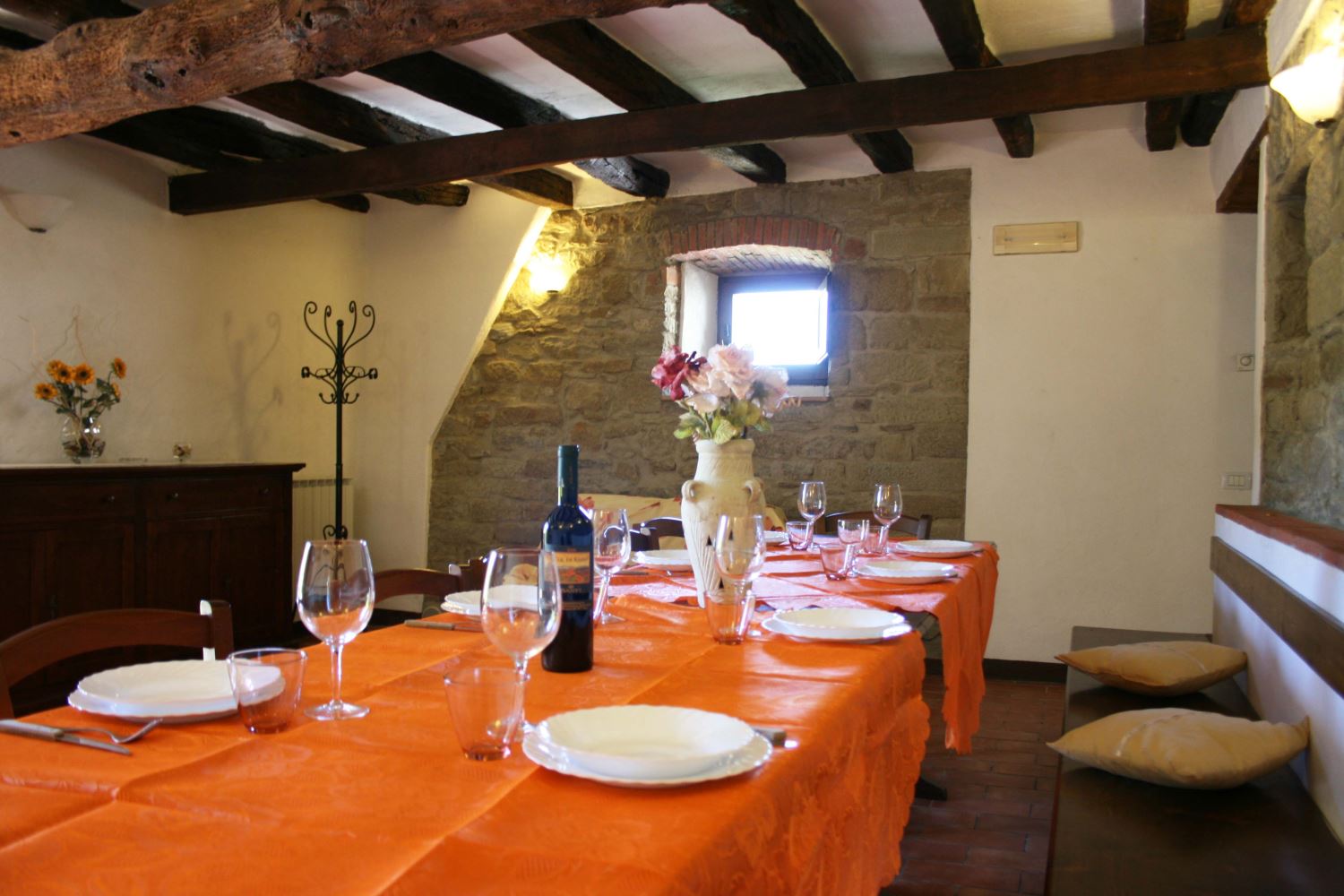 VILLE CON PISCINA BORGO ANTICO 8 CORTONA TOSCANA