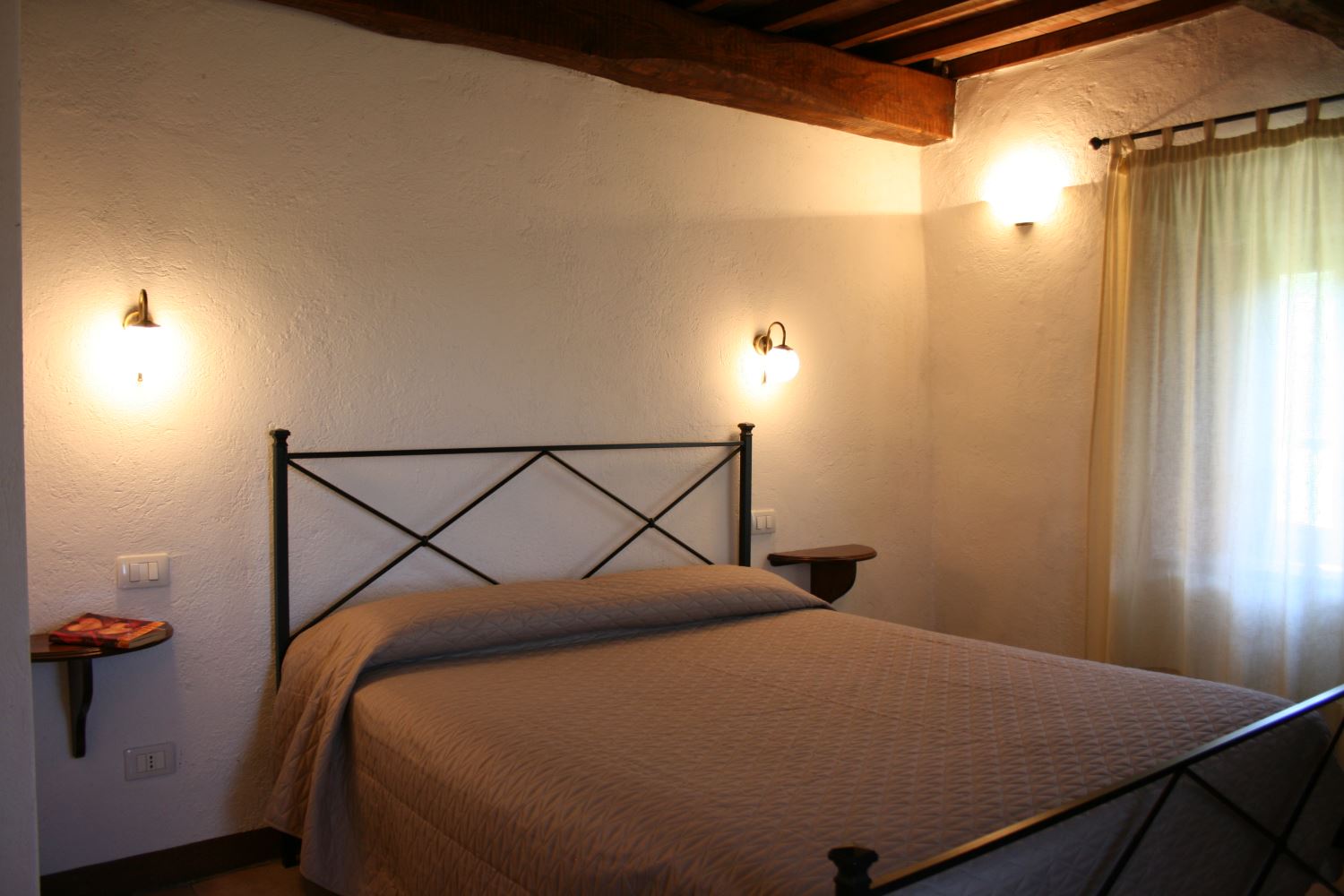 VILLE CON PISCINA BORGO ANTICO 8 CORTONA TOSCANA