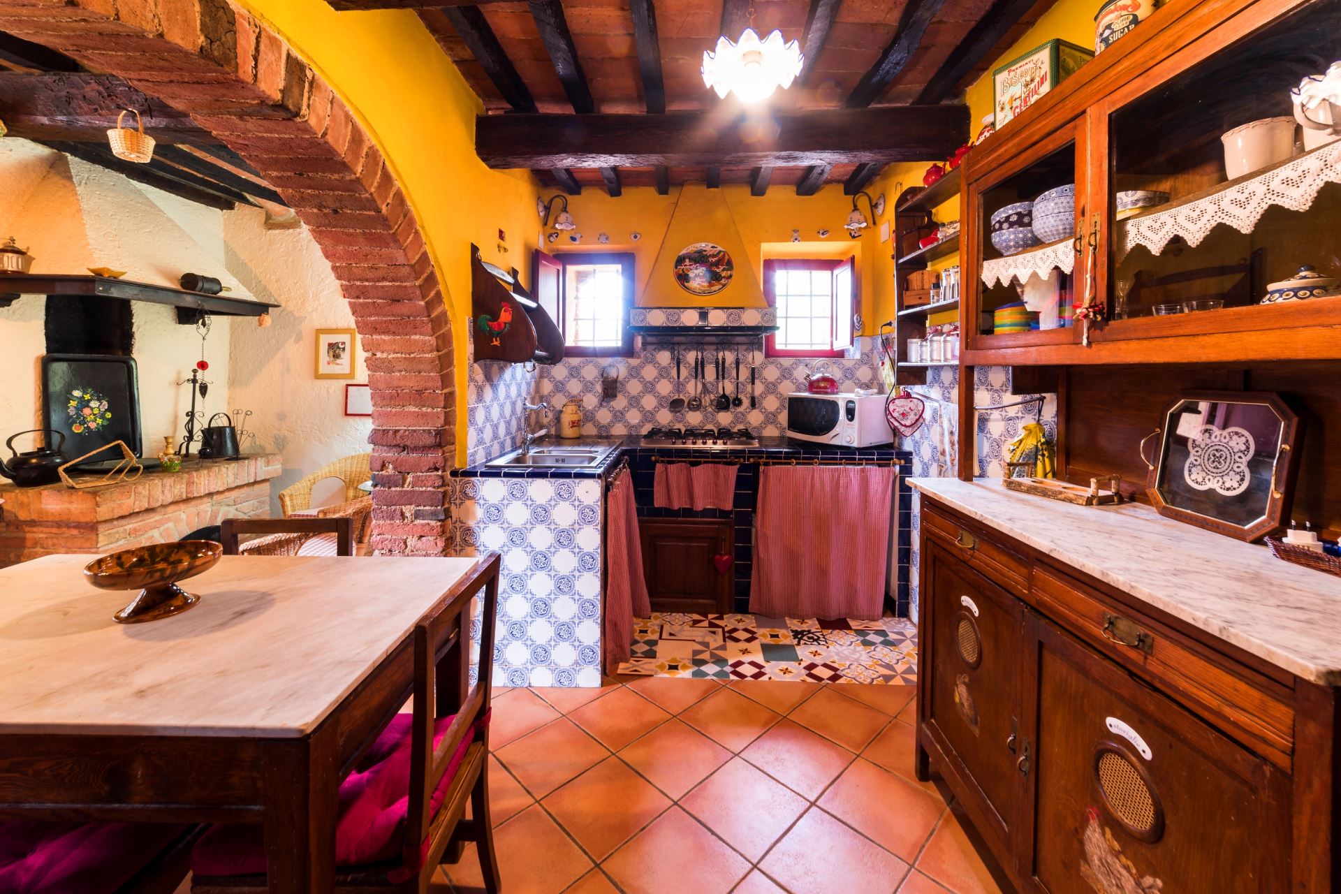 VILLAS WITH POOL CASALE BIGERNA TREQUANDA TOSCANA