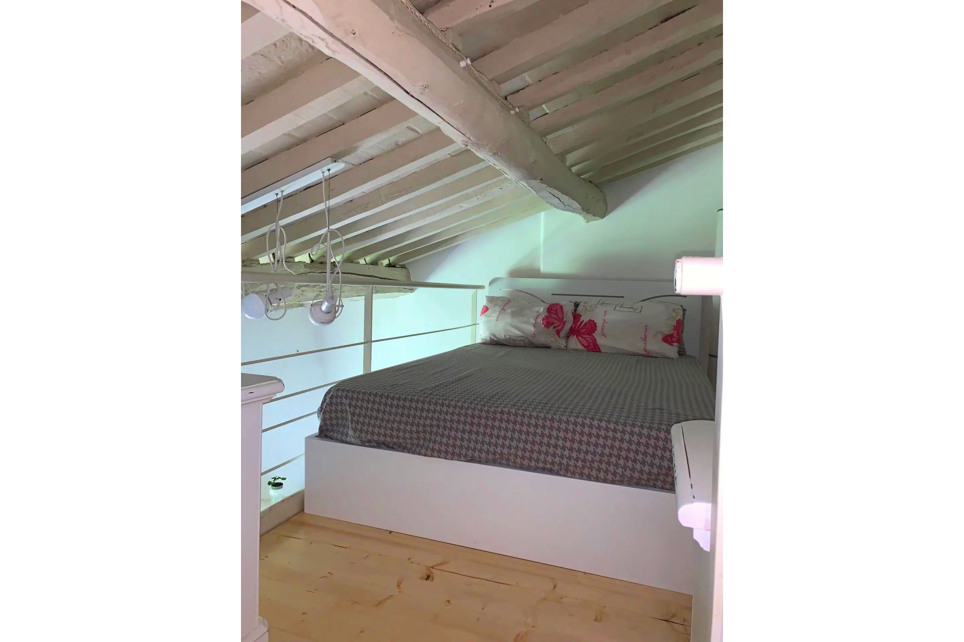 VILLAS WITH POOL CASALE BIGERNA TREQUANDA TOSCANA