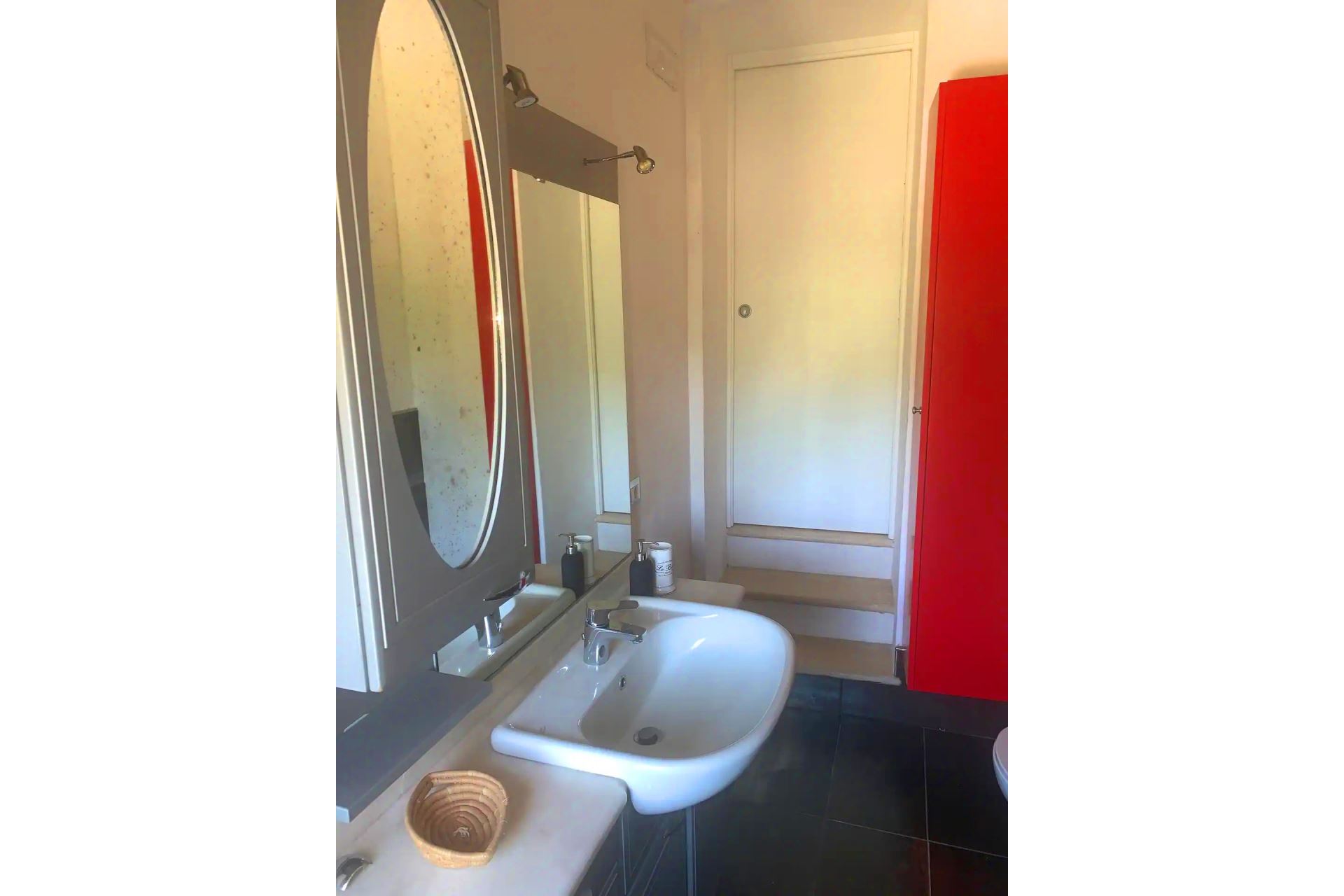 VILLAS WITH POOL CASALE BIGERNA TREQUANDA TOSCANA