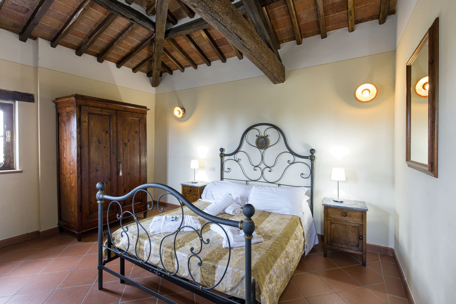 VILLE CON PISCINA VILLA LA COLOMBAIA CORTONA TOSCANA