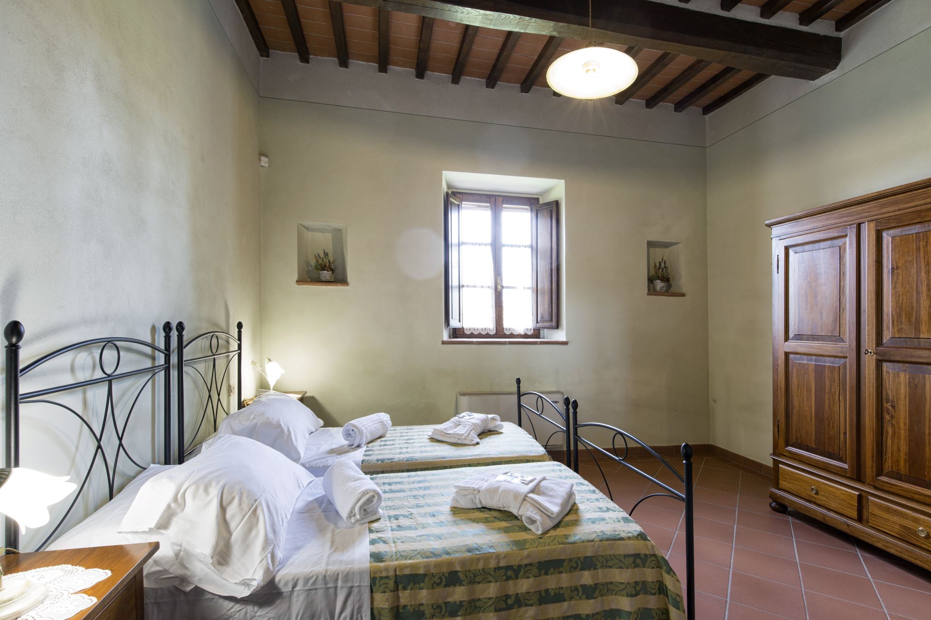 VILLE CON PISCINA VILLA LA COLOMBAIA CORTONA TOSCANA