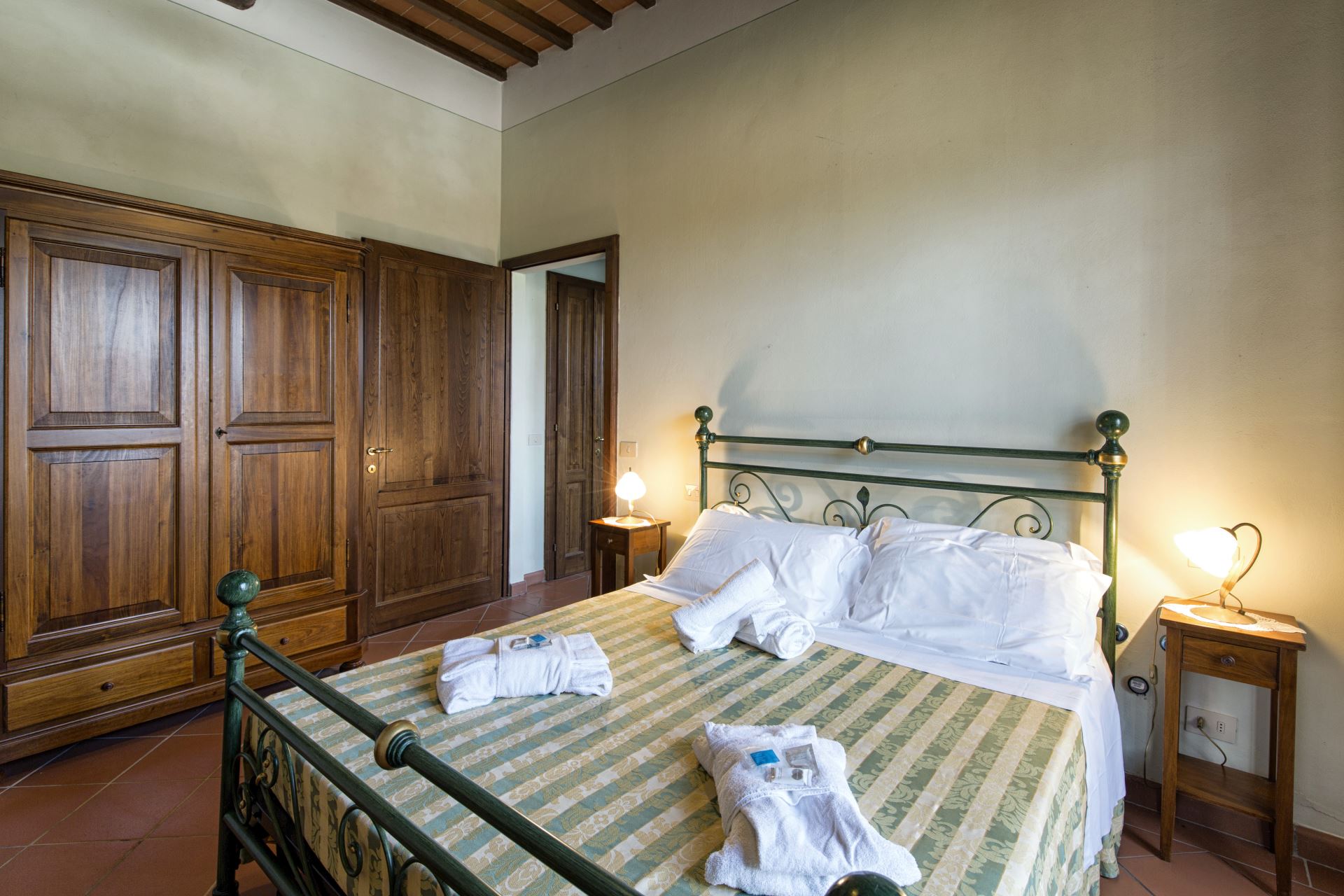 VILLE CON PISCINA VILLA LA COLOMBAIA CORTONA TOSCANA