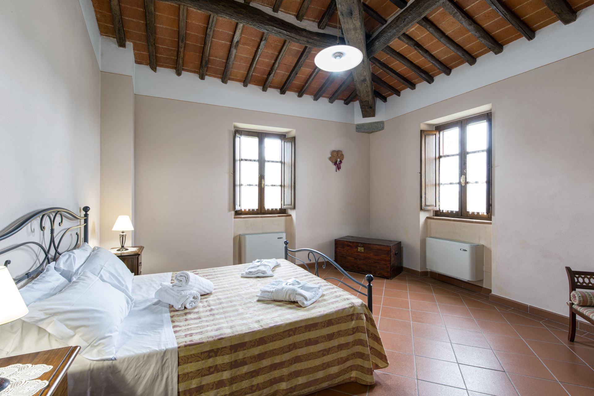 VILLE CON PISCINA VILLA LA COLOMBAIA CORTONA TOSCANA